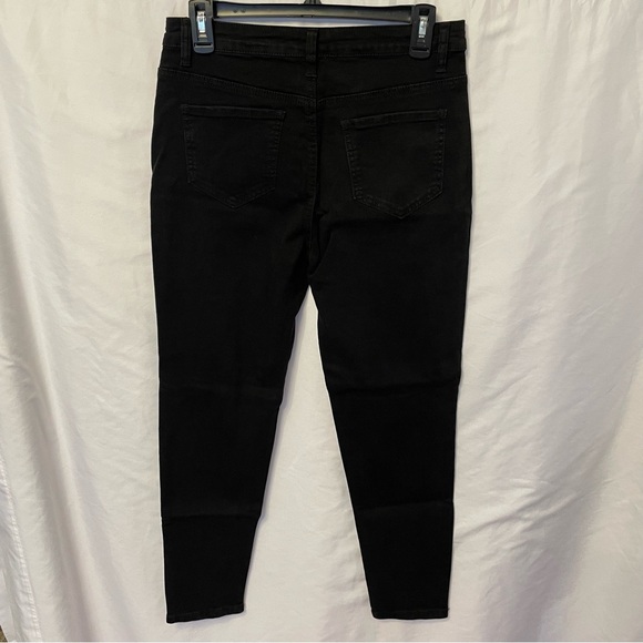 SHEIN Black Distressed Skinny Jeans NWOT Size Large Everyday Jeans Dark Denim - Picture 6 of 12